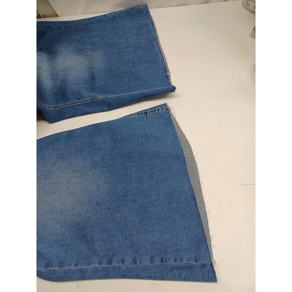 Ashley Stewart Capri Blue Jeans Denim Distressed Sz 18 NWT $49.50 Stretch - Picture 5 of 8
